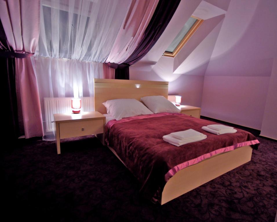 Hotel Hibiskus Boguchwala Bilik gambar